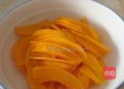 芝麻香南瓜饼的做法图解2