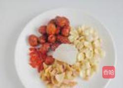 冰糖银耳莲子羹的做法图解2