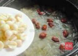 冰糖银耳莲子羹的做法图解10