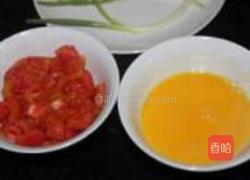 西红柿鸡蛋面的做法图解2