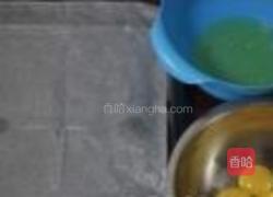 蜜红豆戚风蛋糕卷的做法图解1
