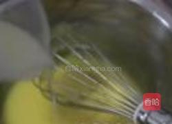 蜜红豆戚风蛋糕卷的做法图解3