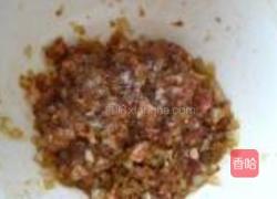 锅贴的做法图解4