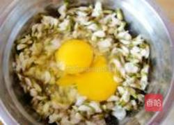 槐花鸡蛋煎饼的做法图解2