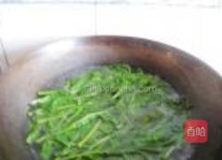 香椿肉末锅烙的做法图解2