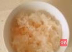 红糖银耳莲子大枣羹的做法图解2