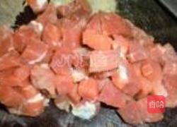 彩丁炸酱面的做法图解2