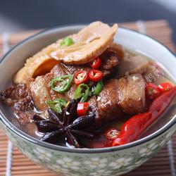 腊笋烧肉的做法[图]