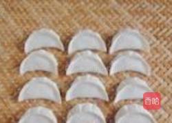 芹菜鲜肉煎饺的做法图解13