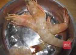 韭菜虾肉馄饨的做法图解1