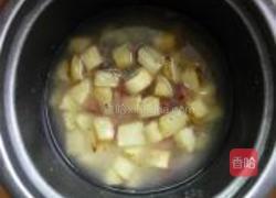 土豆腊肠焖饭的做法图解9
