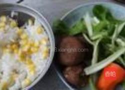 胡萝卜青菜炒饭的做法图解1