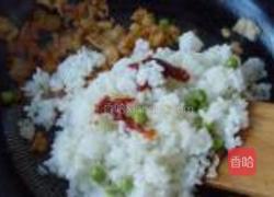 泡菜炒饭的做法图解5