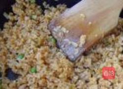 泡菜炒饭的做法图解7
