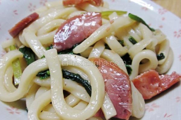 火腿青菜炒乌冬