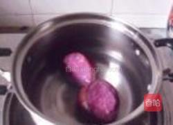 紫薯蛋饼卷的做法图解1