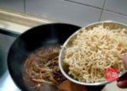 香菇炒面的做法图解7