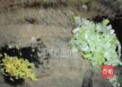 猪肉炸酱面的做法图解5