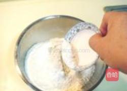 蜜枣荷叶夹的做法图解2