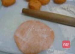 胡萝卜玫瑰面食的做法图解5