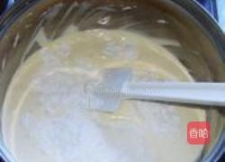 蓝莓猕猴桃蛋糕卷的做法图解3