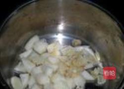 雪梨百合羹的做法图解7