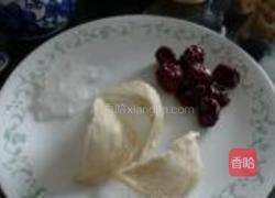 红枣冰糖炖燕窝的做法图解2