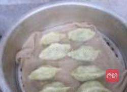 西葫芦鸡蛋虾皮蒸饺的做法图解15