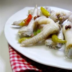 泡椒凤爪的做法[图]