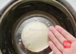 猪肉大葱水煎包的做法图解7