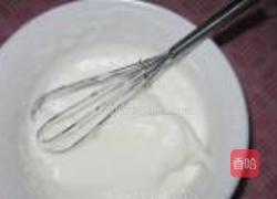 电饭煲蛋糕的做法图解1