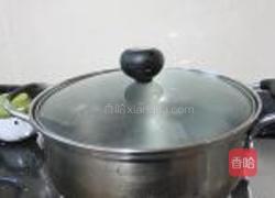 冰糖百合莲子糖水的做法图解1