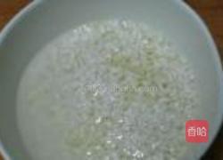 香菇鸡蓉粥的做法图解1