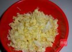 白菜葱花煎饼的做法图解2