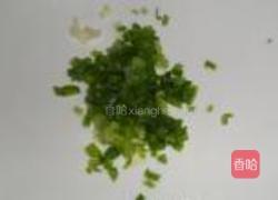 白菜葱花煎饼的做法图解3