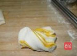 黄金花卷的做法图解6