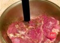 烤西冷猪肉的做法图解1