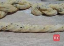 糖粉麻花的做法图解7