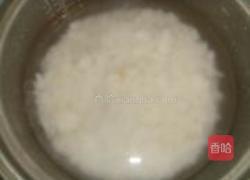 桂圆红枣稀饭的做法图解3