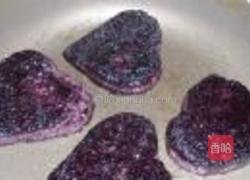 香煎爱心黑米饼的做法图解9