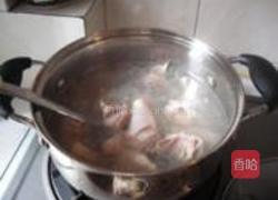 胡萝卜香菇柴鸡粥的做法图解2