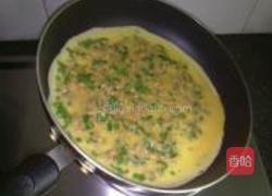 萝卜干葱花蛋饼的做法图解4