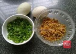 萝卜干葱花蛋饼的做法图解1