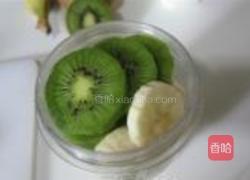 奇异果奶昔的做法图解4