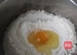 洋葱炒宽面的做法图解4