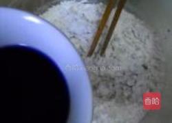 牛肉炒螺旋面的做法图解2