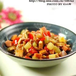 莴苣香干丁的做法[图]
