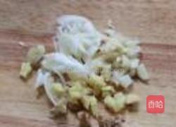 红烧排骨面的做法图解2