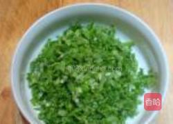 小白菜木耳翡翠饺子的做法图解4