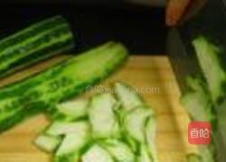 丝瓜虾米煎饼的做法图解1